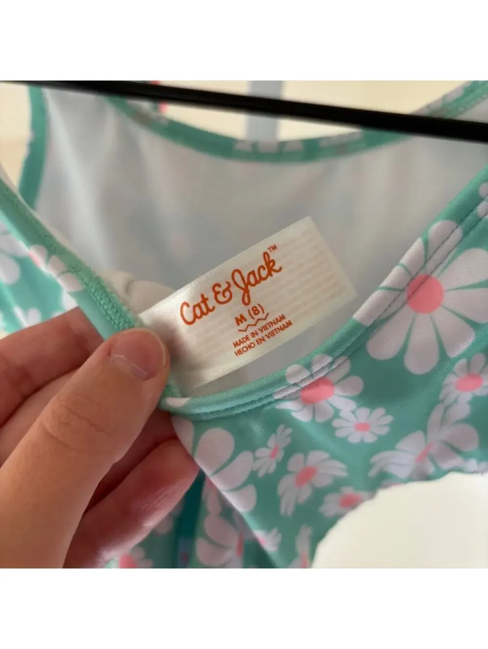 Cat & Jack NWT Girls' Endless Daisies Floral Printed One Piece Swimsuit M (8)